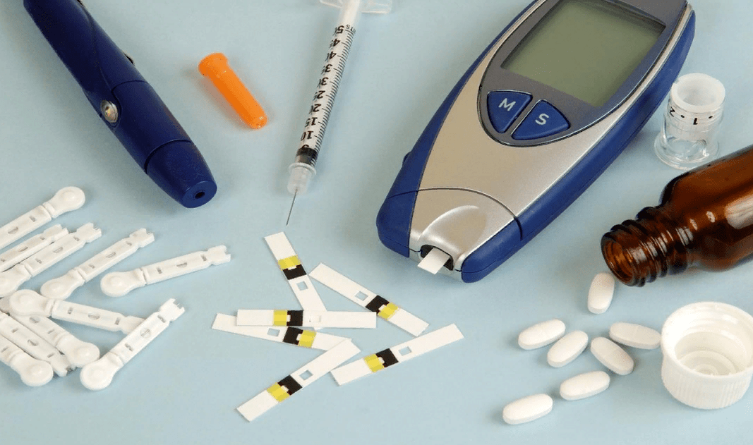 Diabetes mellitus kronik sistemik bir hastalıktır